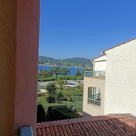 Les Coraux Agay Apartment แซ็งต์-ราฟาเอล ภายนอก รูปภาพ